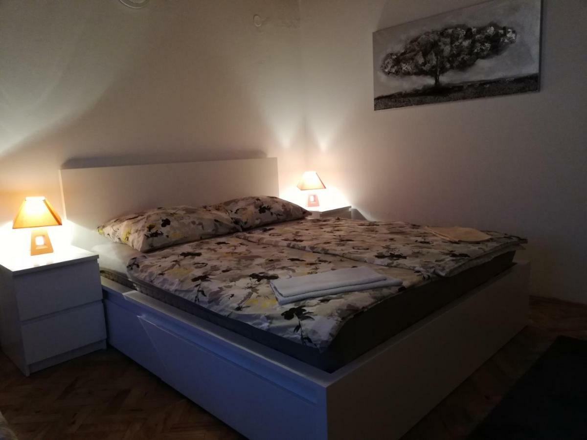 Sobe Zimmer Rooms Nika Tusilovic 外观 照片